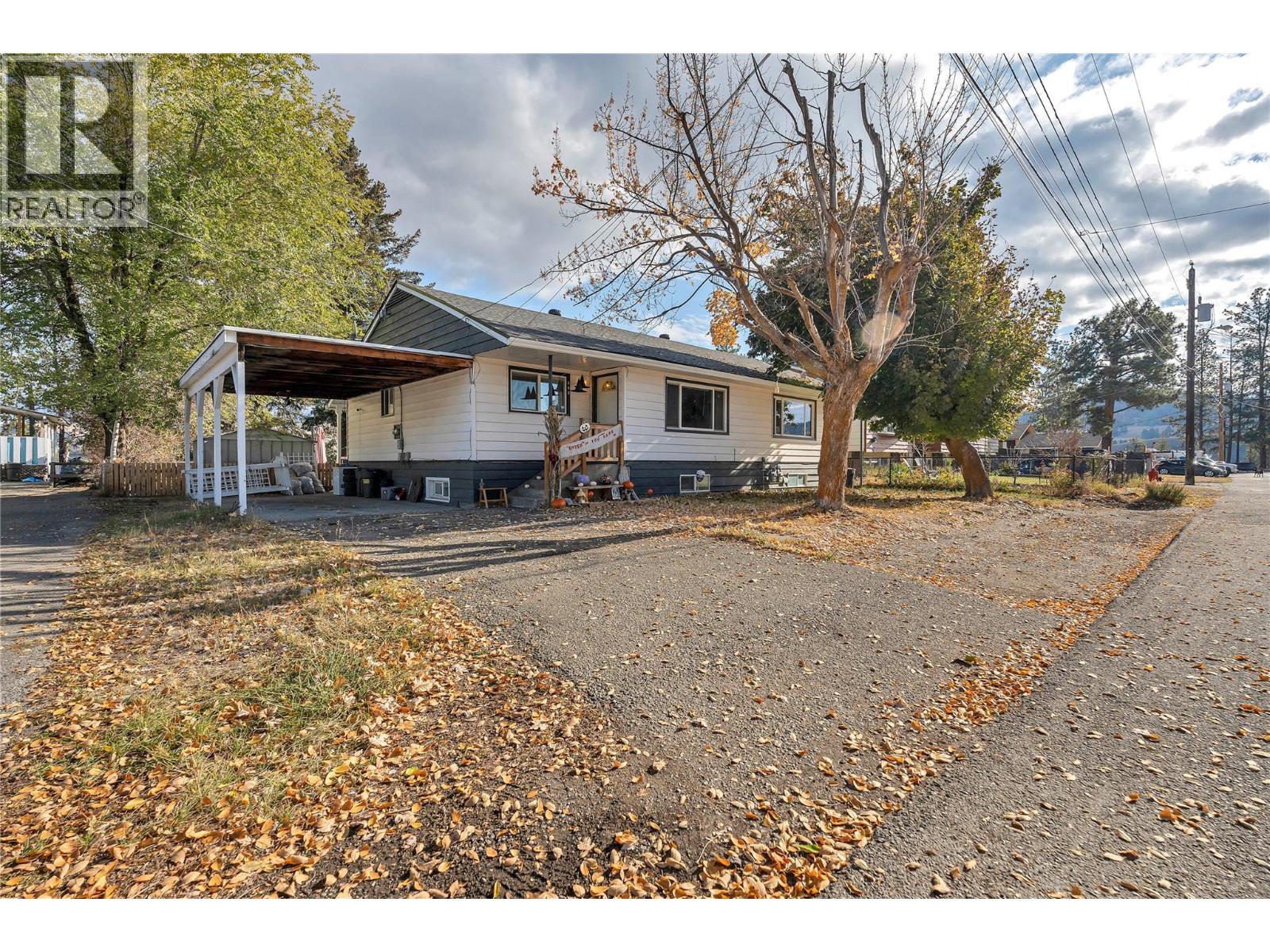 203 Moody St, Princeton, BC V0X 1W0