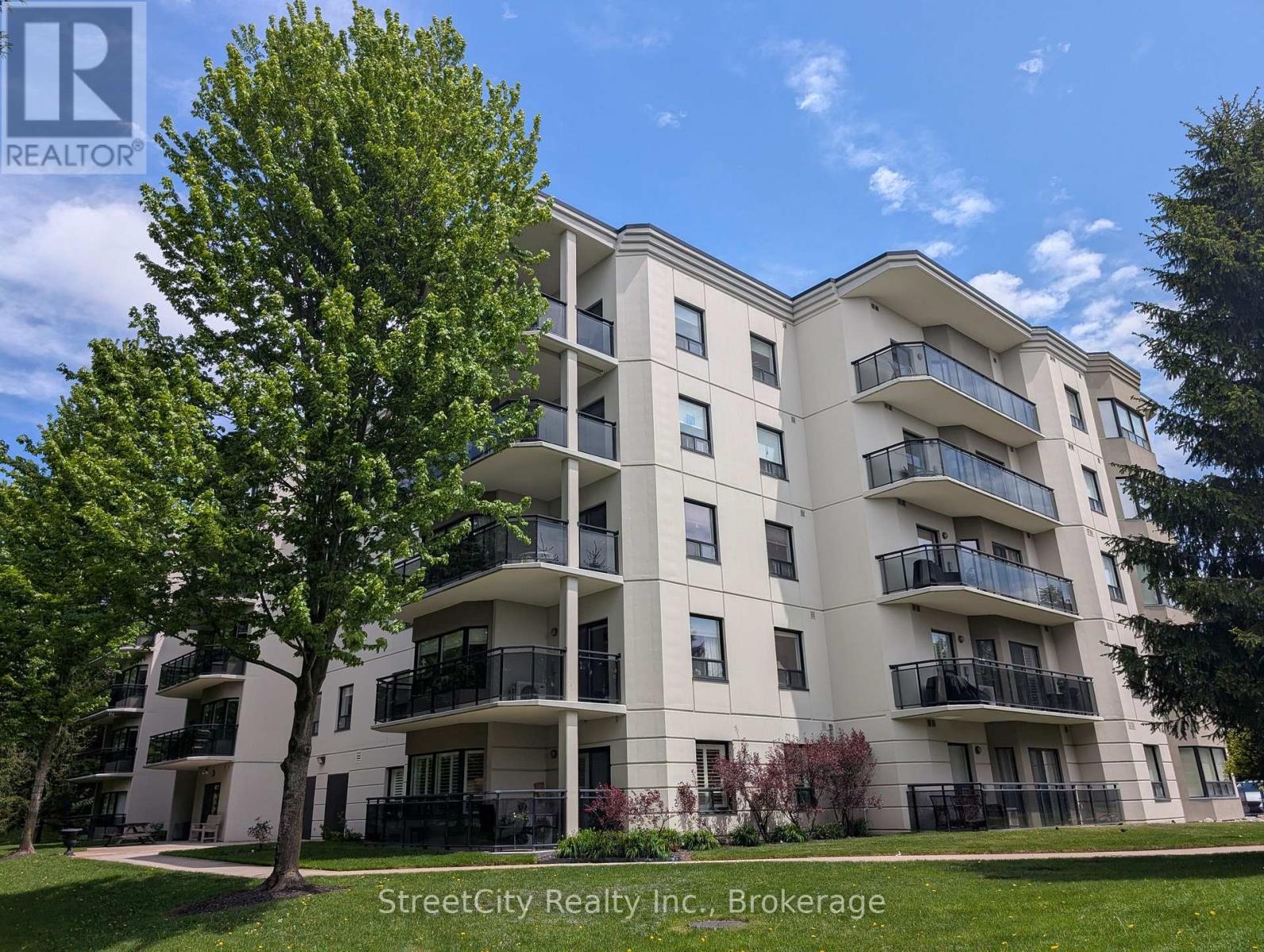 501 160 Romeo St S, Stratford, ON N5A 4S9