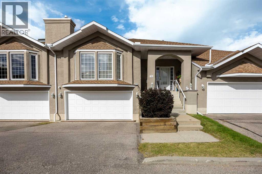 75 Christie Gdns SW, Calgary, AB T3H 3B5