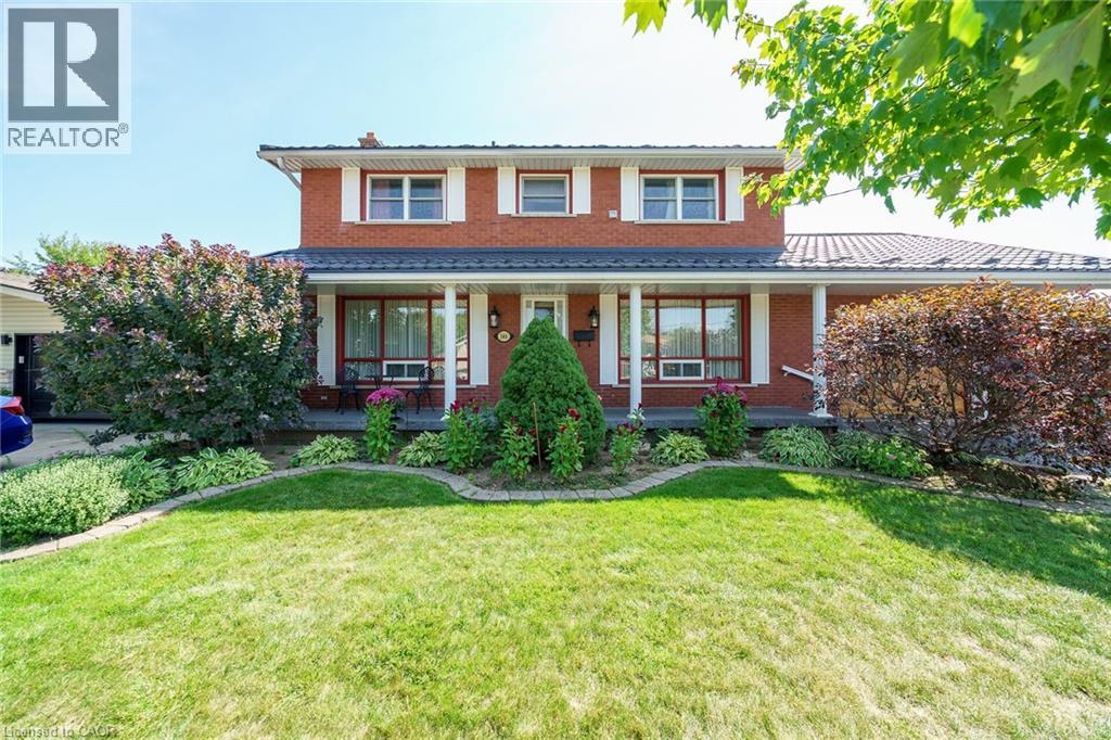 146 Nugent Dr, Hamilton, ON L8H 2N4