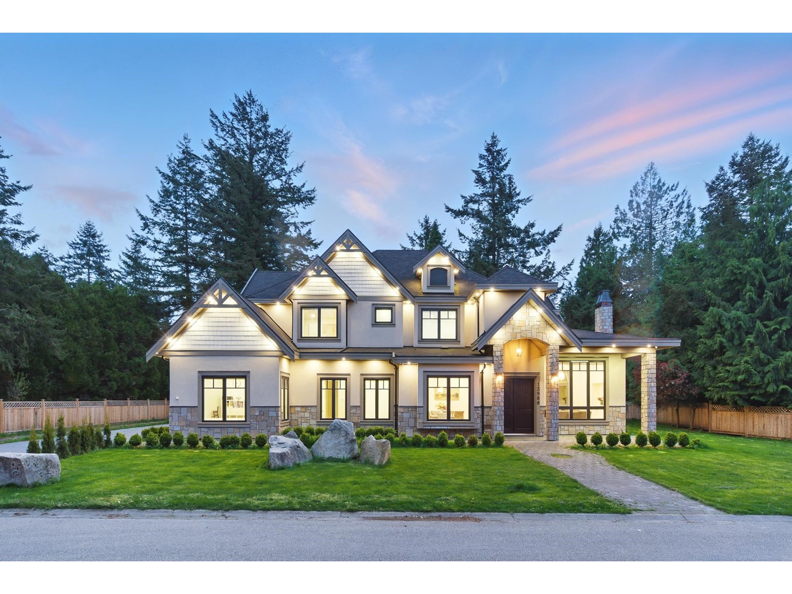 20 Avenue Unit 13988 #a, Surrey, BC V4A 4H5