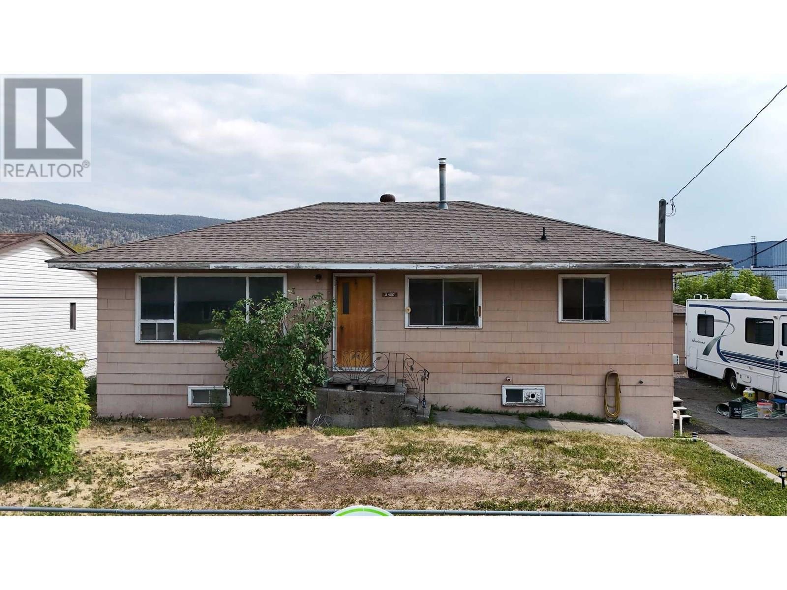 2437 Coutlee Ave, Merritt, BC V1K 1B8