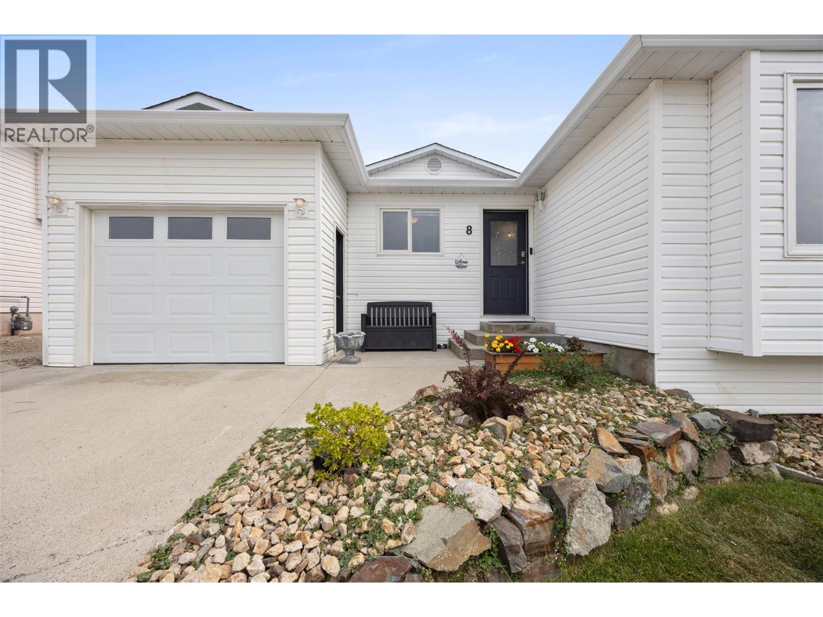 6400 Spencer Road Unit 8, Kelowna, BC V1X 7T6