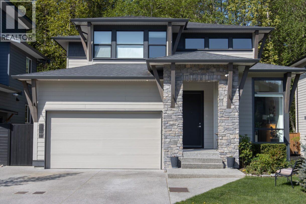 39253 Falcon Cres, Squamish, BC V8B 0V8