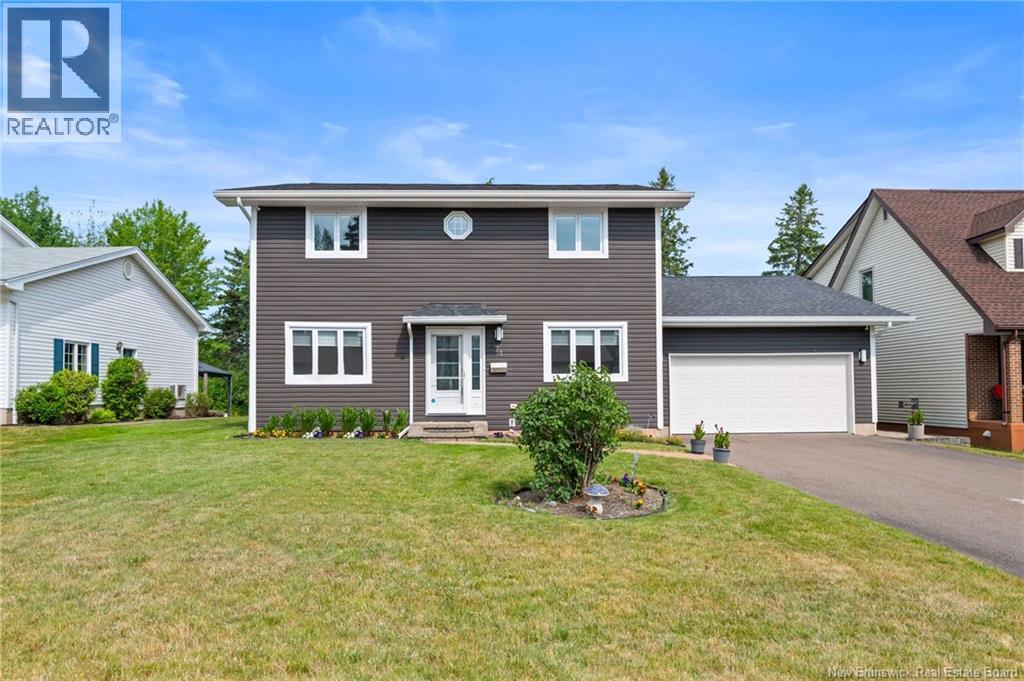 71 Tamarack Ter, Moncton, NB E1A 5R1