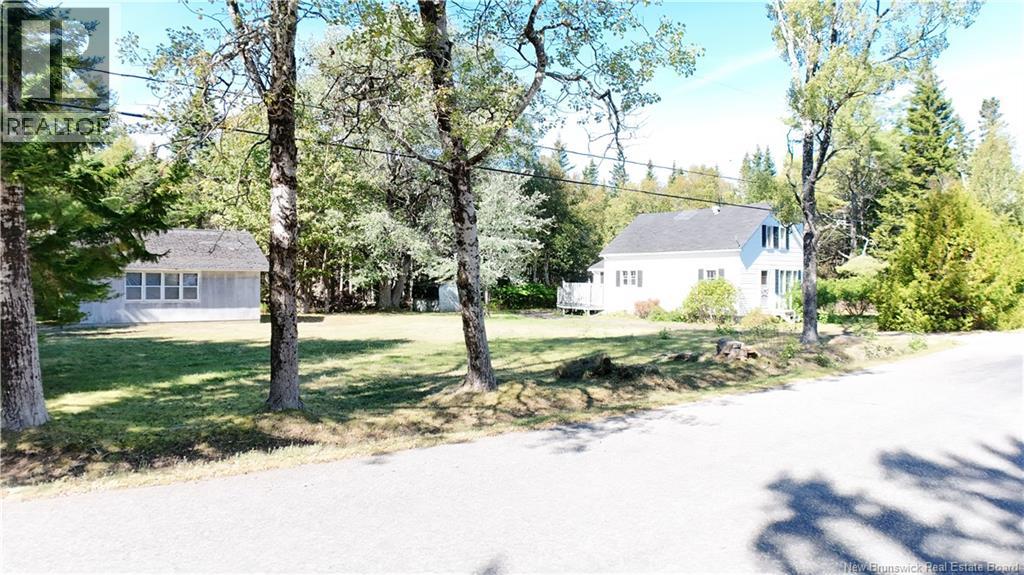 24 Haggertys Cove Rd, New River Beach, NB E5J 1J6