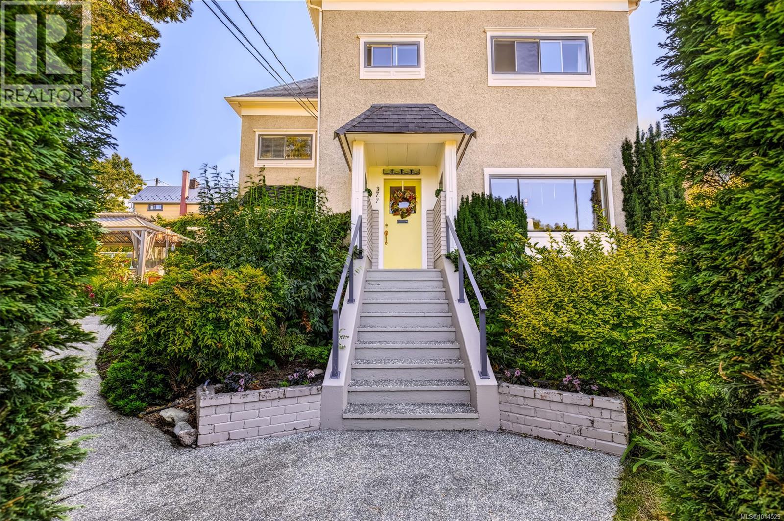 377 Milton St, Nanaimo, BC V9R 2K8