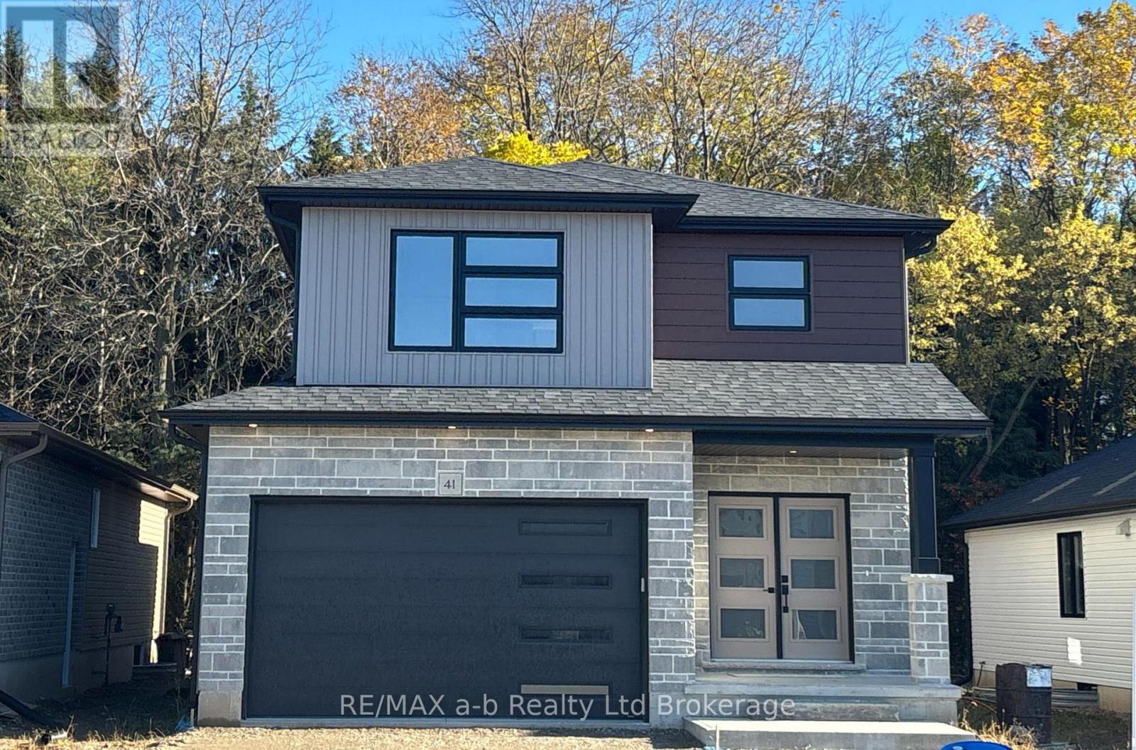 41 Cash Cres, Ingersoll, ON N5C 0E2