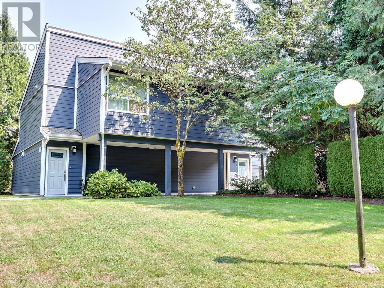 9151 Forest Grove Drive Unit 3, Burnaby, BC V5A 3Z5