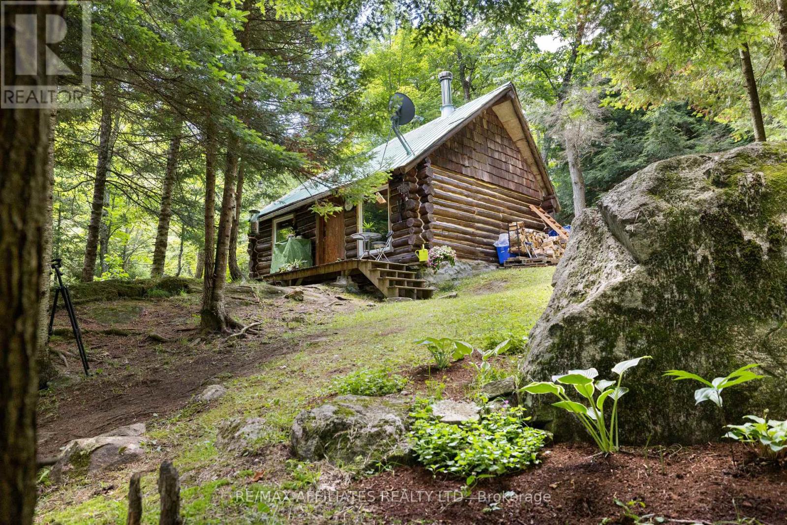 24163 Highway 7 Hwy, Central Frontenac, ON K0H 2P0