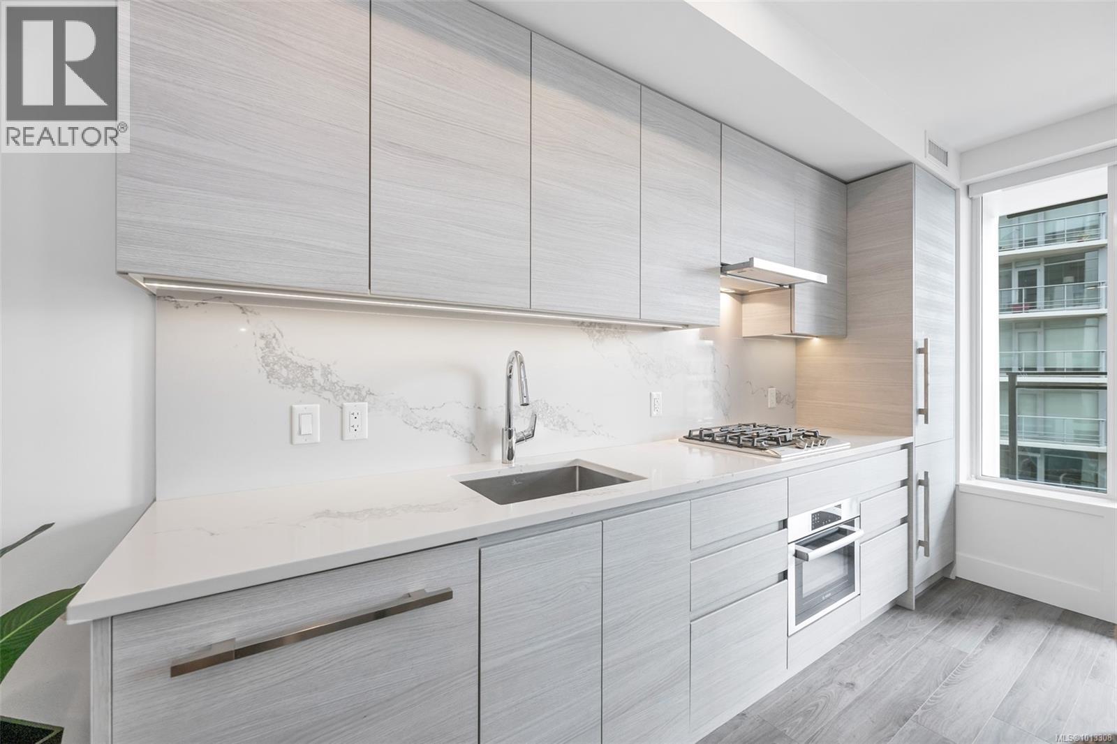 777 Herald St Unit 709 St, Victoria, BC V8T 0C7