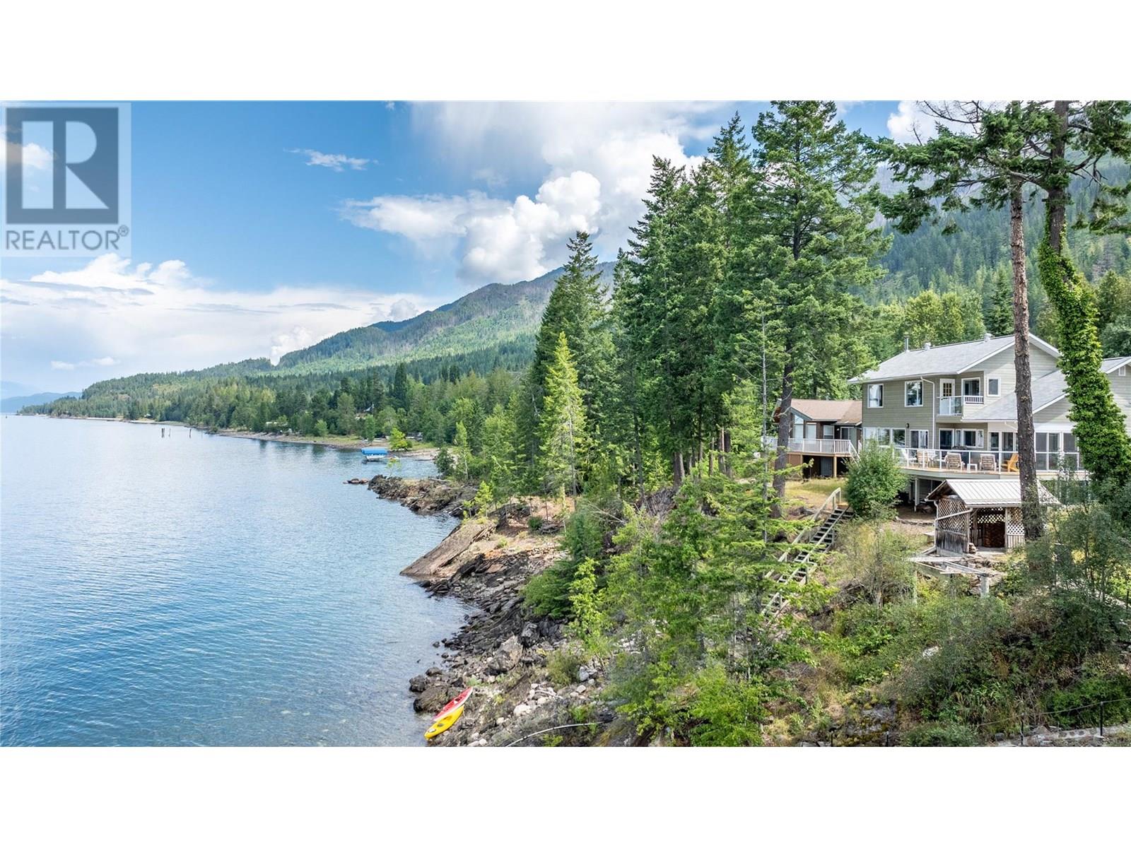 12531 Lewis Bay, Boswell, BC V0B 1A4
