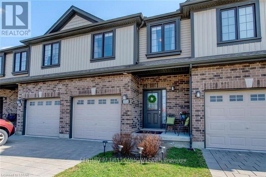 34 1016 Oakcrossing Gate, London, ON N6H 0E9
