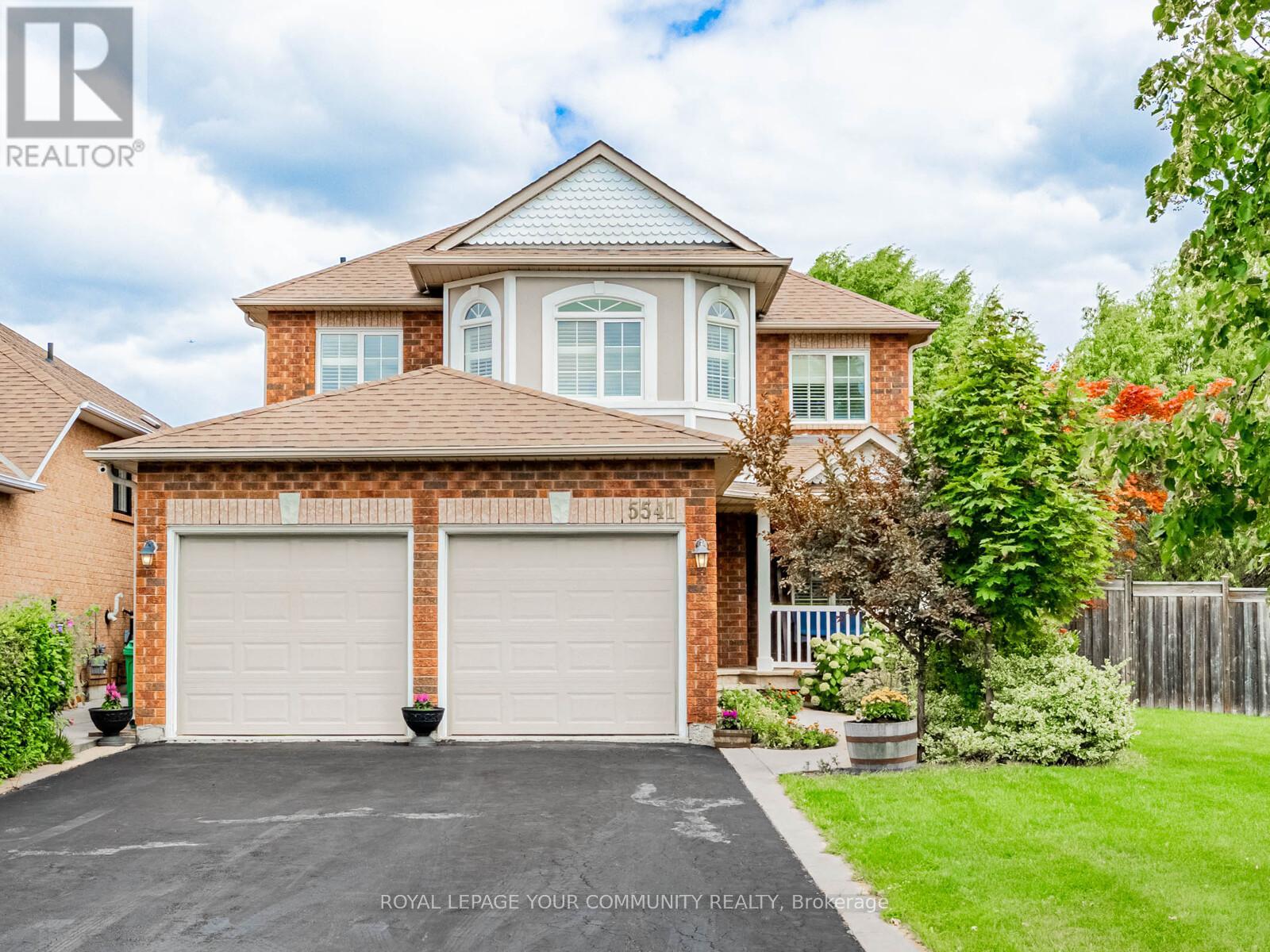5541 Bollington Dr, Mississauga, ON L5V 2H3