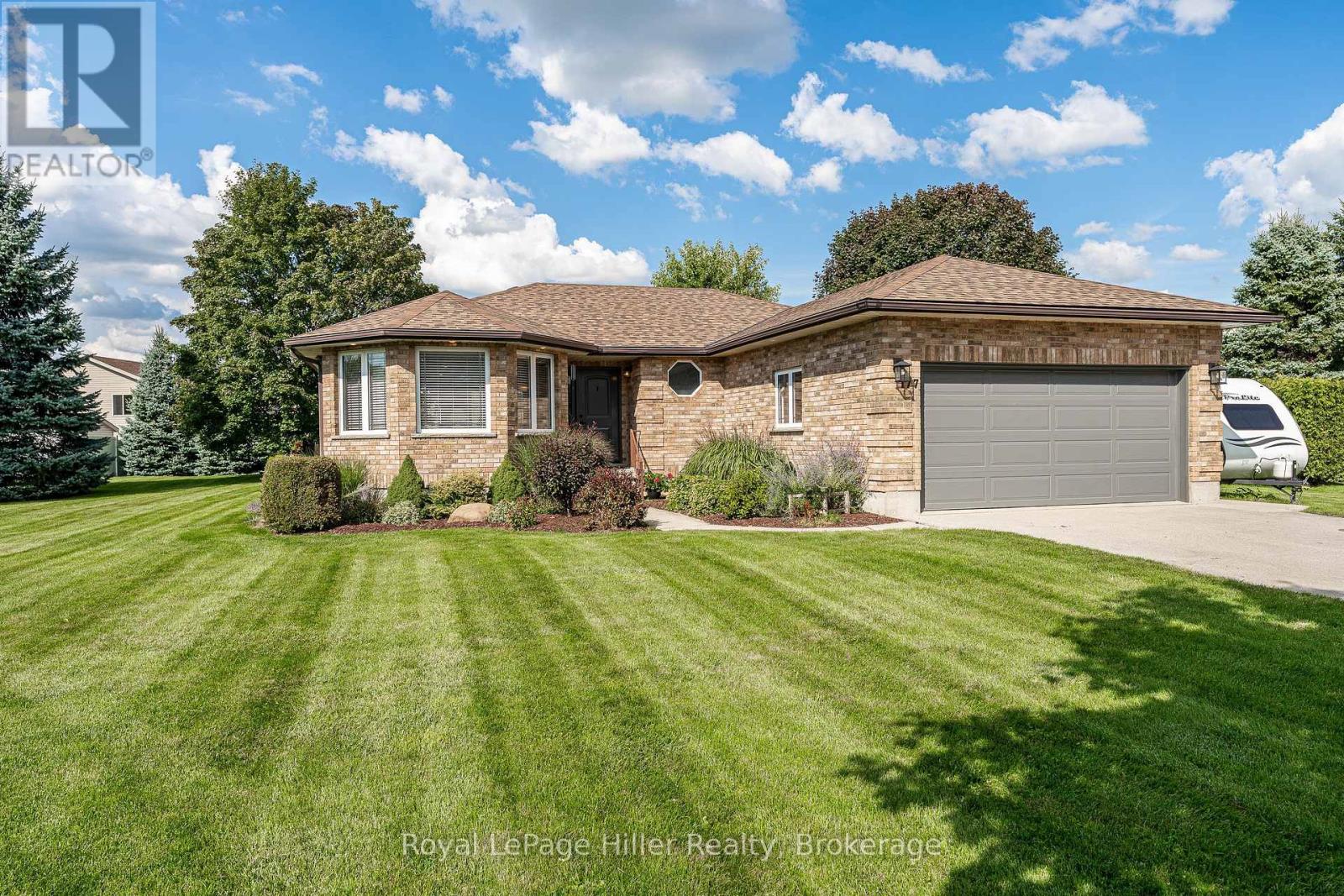 177 Blenheim Ct, West Perth, ON N0K 1N0