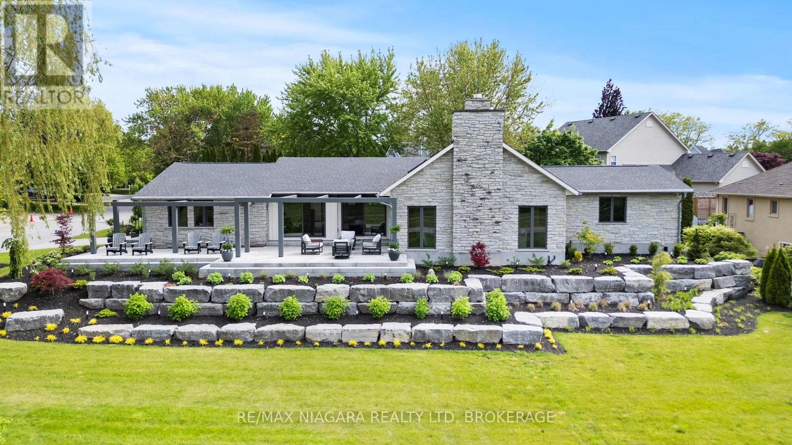 33 Park Ct, Niagara-on-the-lake Town, ON L0S 1J0