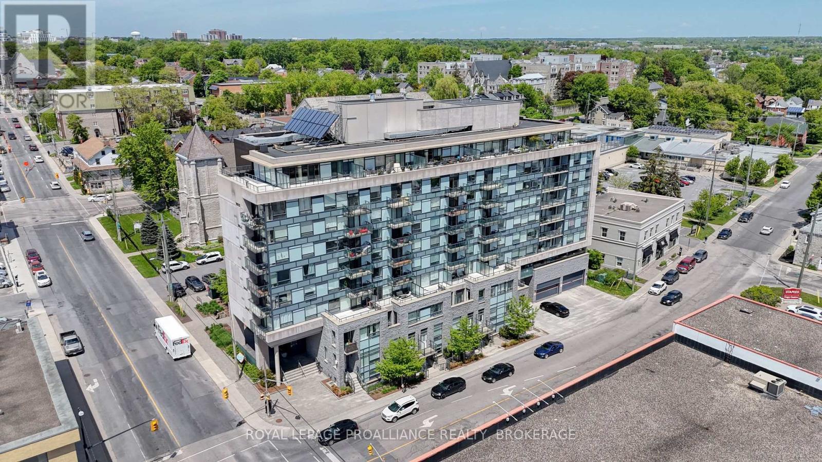 4 Unit 121 Queen St #a, Kingston, ON K7K 0G6