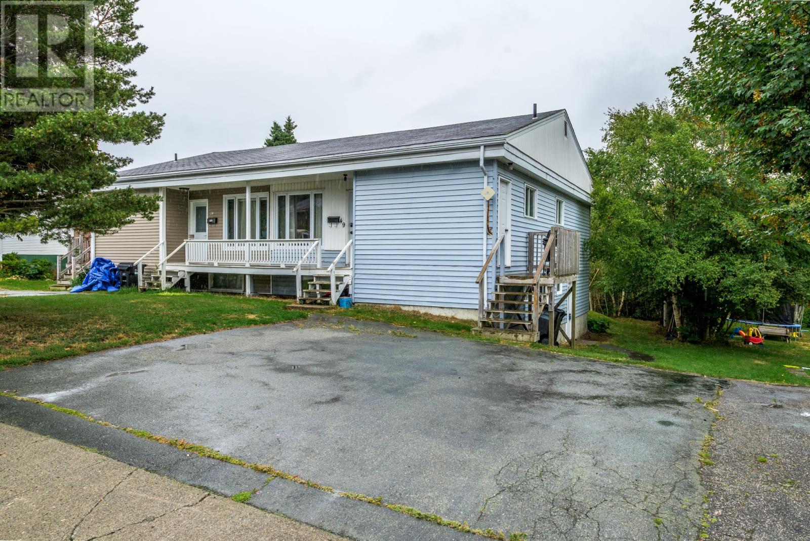 49 Holbrook Ave, St. John's, NL A1E 2Y2