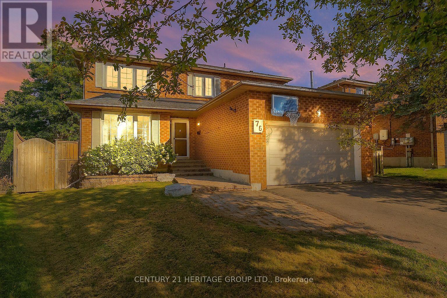 76 Attridge Dr, Aurora, ON L4G 6J4