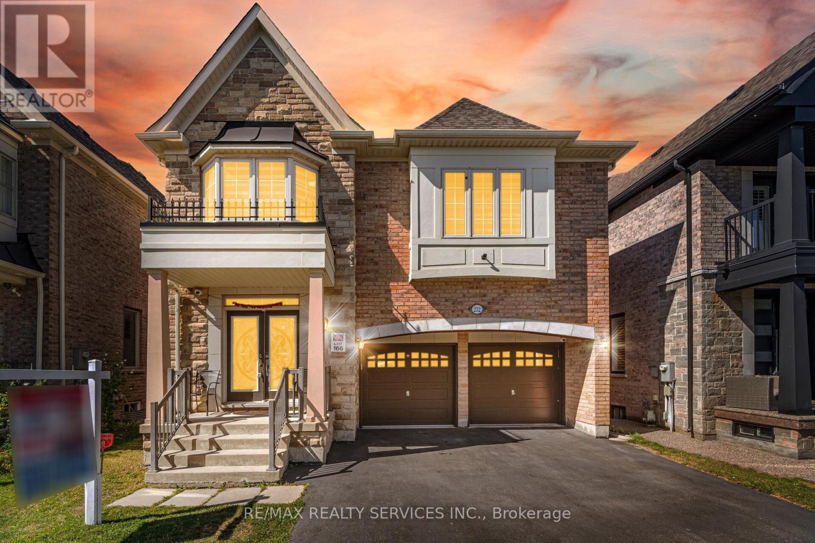 232 Sussexvale Dr, Brampton, ON L6R 0W2