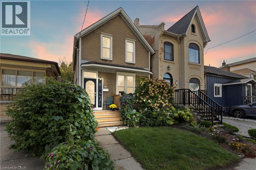 25 Chatham St, Hamilton, ON L8P 2B3