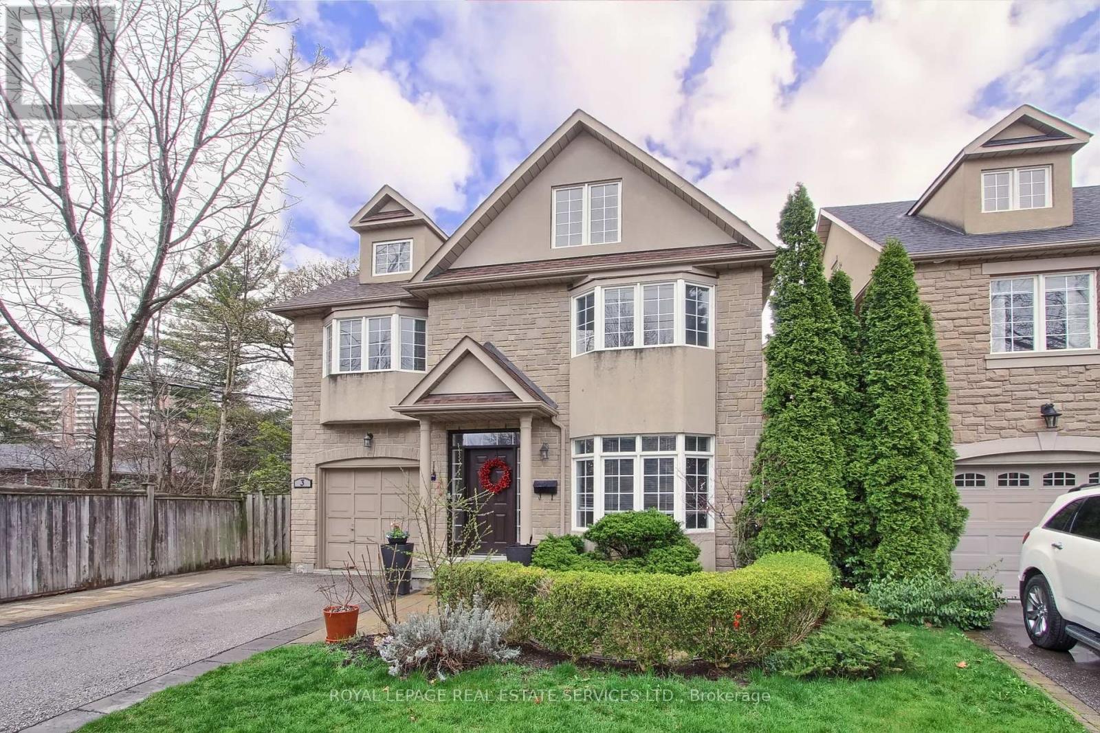3 Tyre Ave, Toronto, ON M9A 1C5