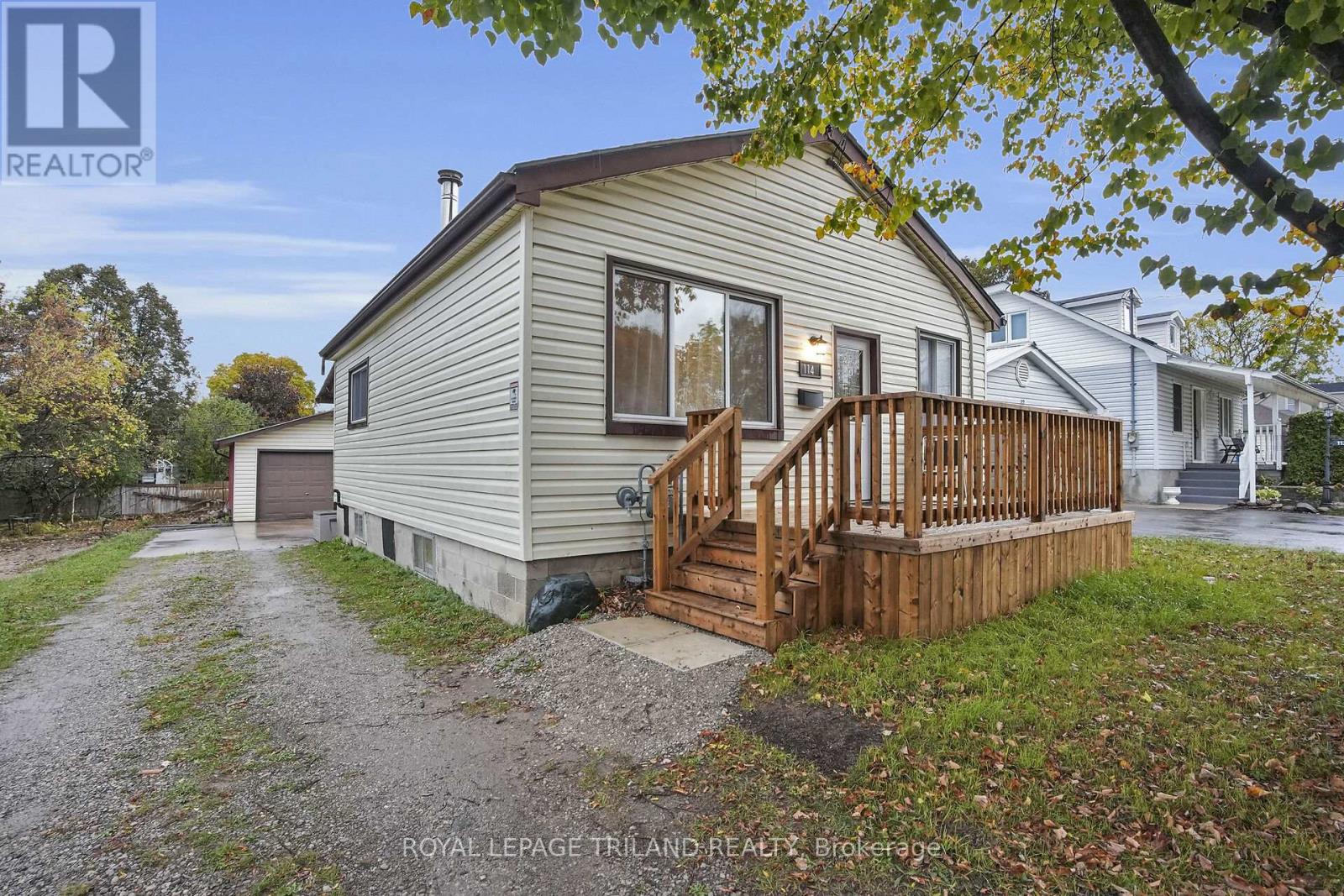 114 Emery St W, London, ON N6J 1S1