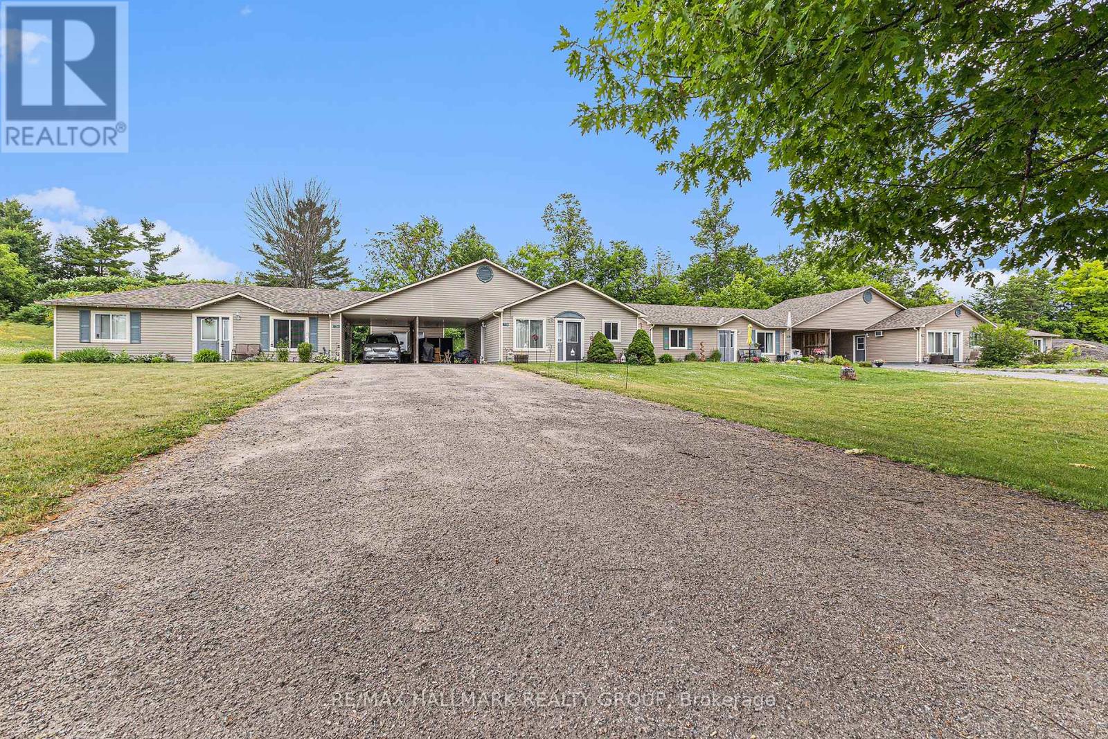 735 River Rd, McNab/Braeside, ON K0A 1G0
