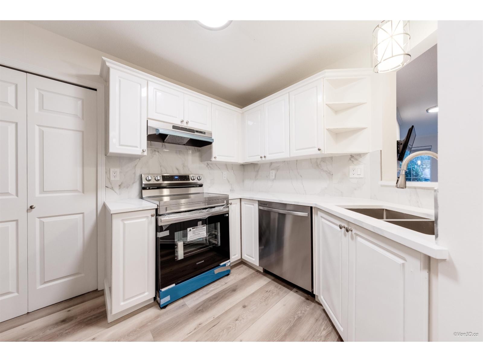 12155 75a Avenue Unit 107, Surrey, BC V3W 1B9