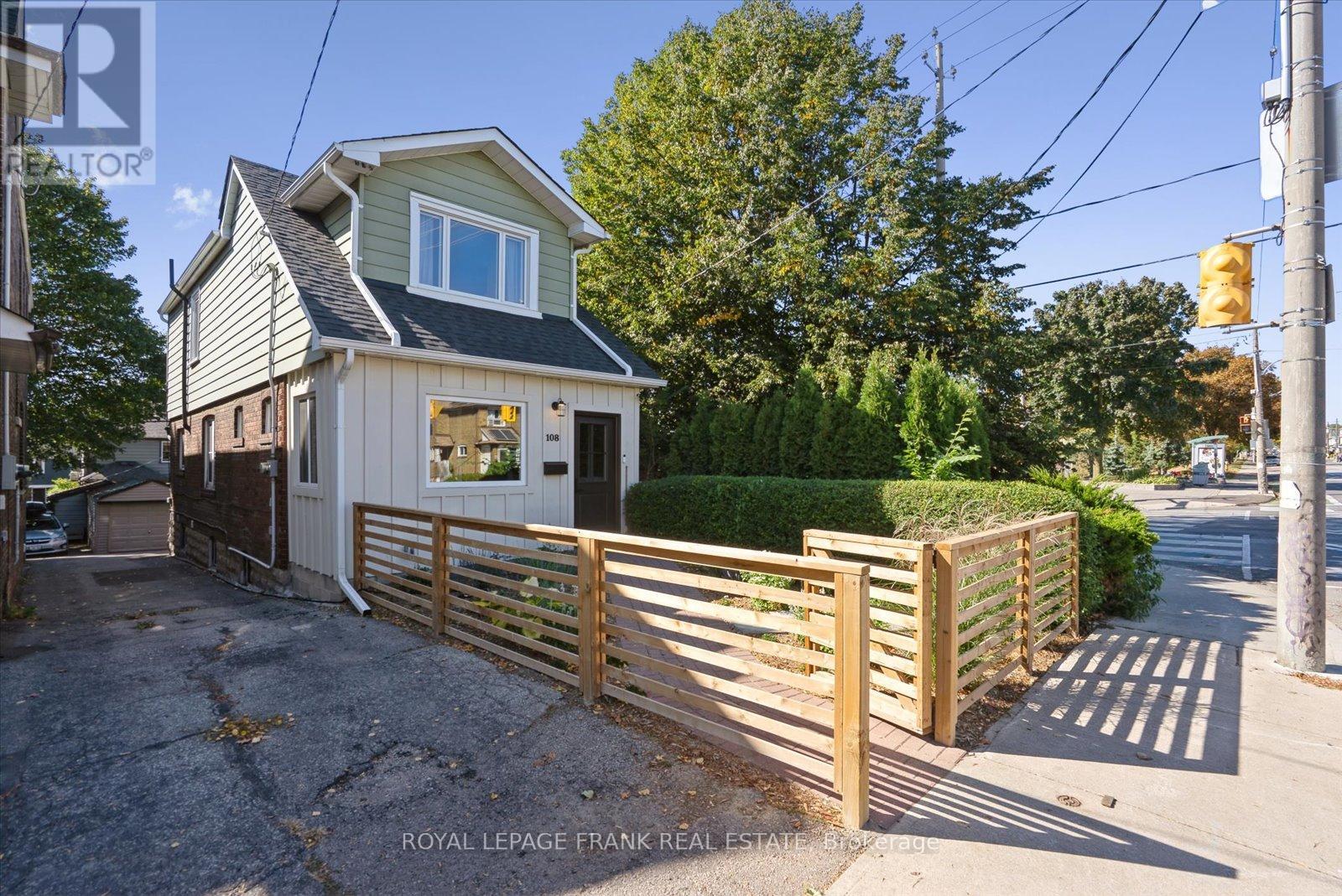 108 Greenwood Ave, Toronto, ON M4L 2P6