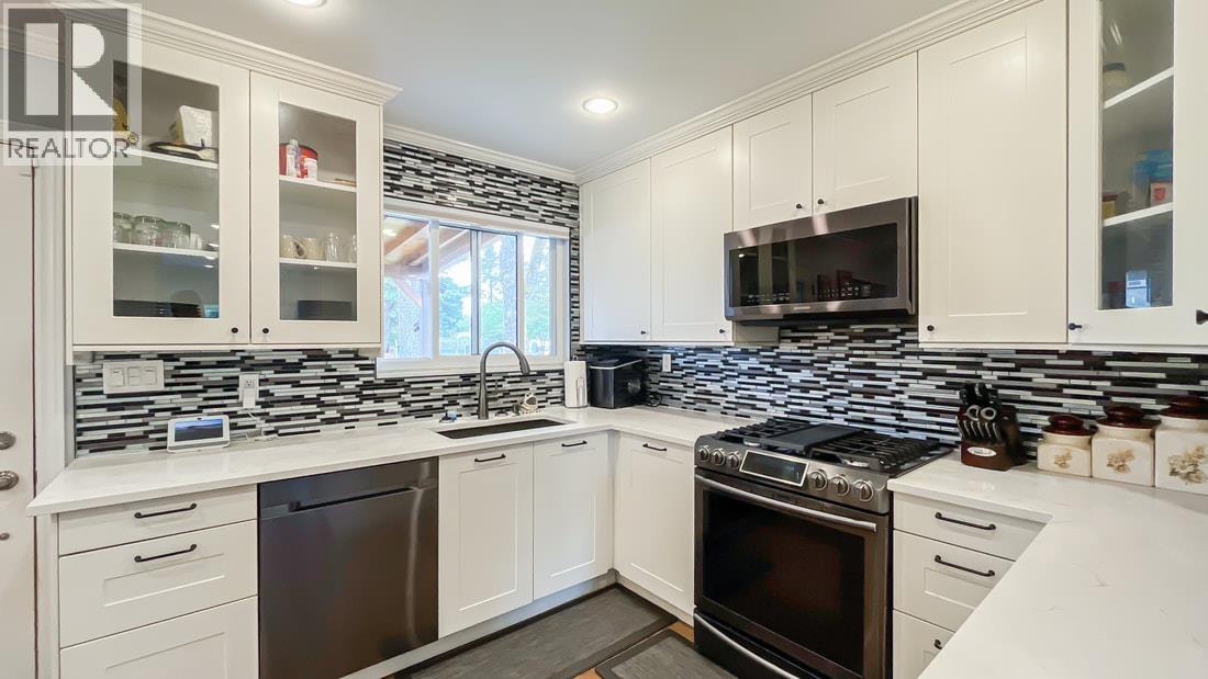 1364 Una Way, Port Coquitlam, BC V3C 2V2
