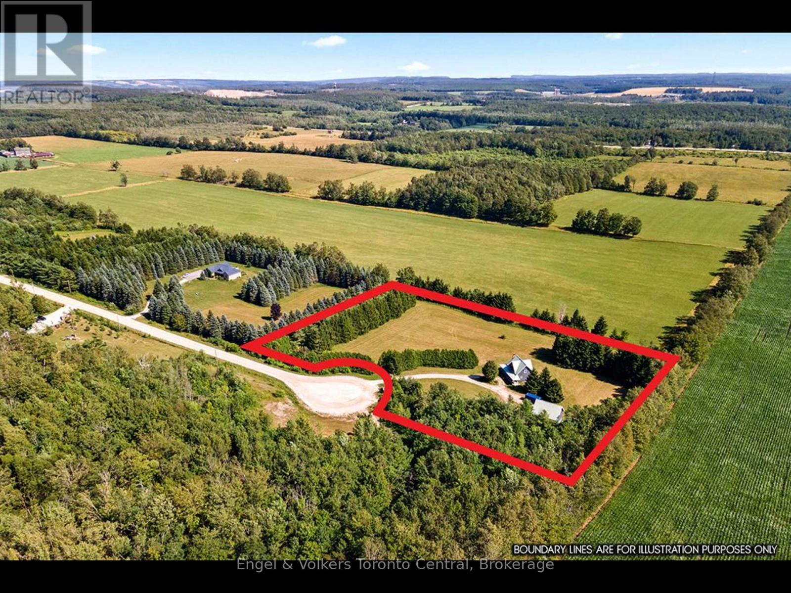 210 Eagle Cres, Grey Highlands, ON N0C 1M0