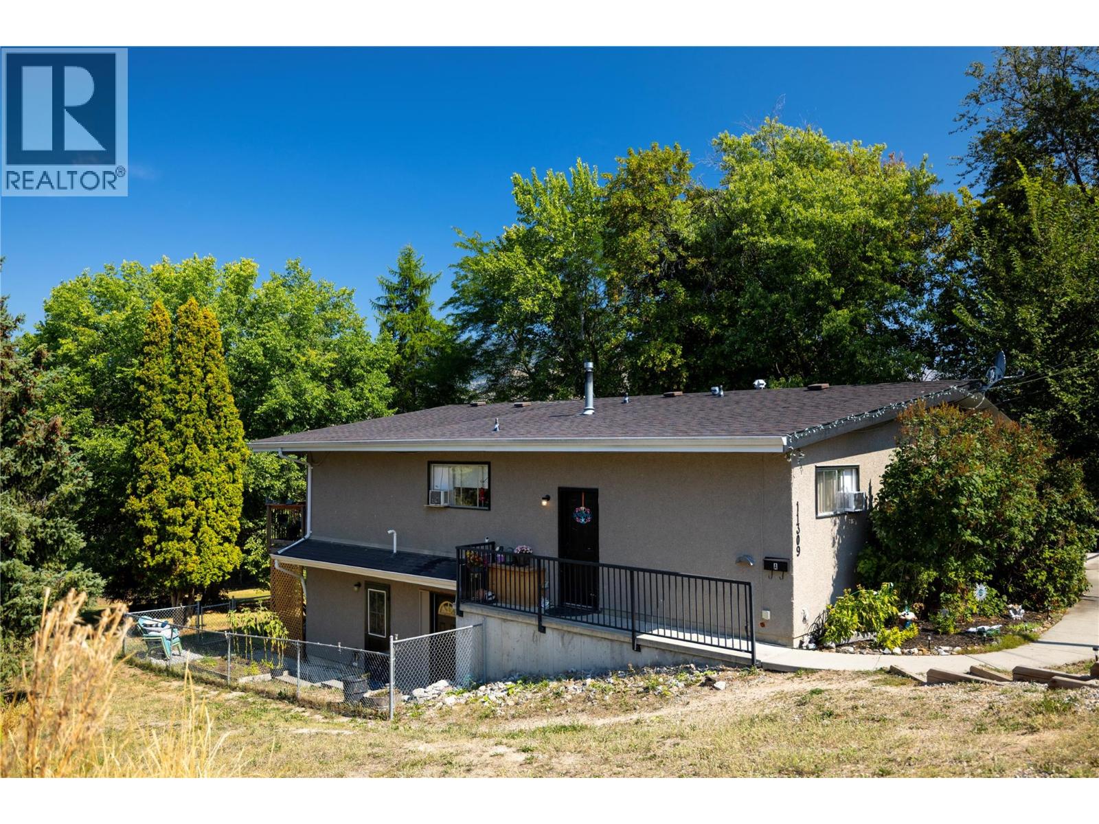 11309 Coldstream Creek Rd, Coldstream, BC V1B 1E1