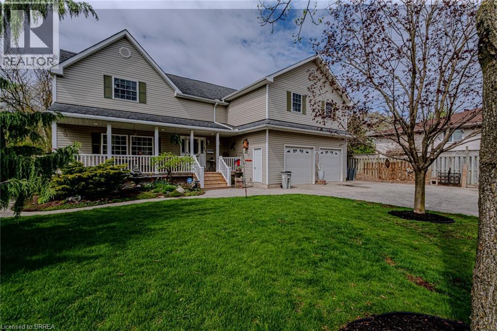 388 Mckellar St, Strathroy-Caradoc, ON N7G 2Y5