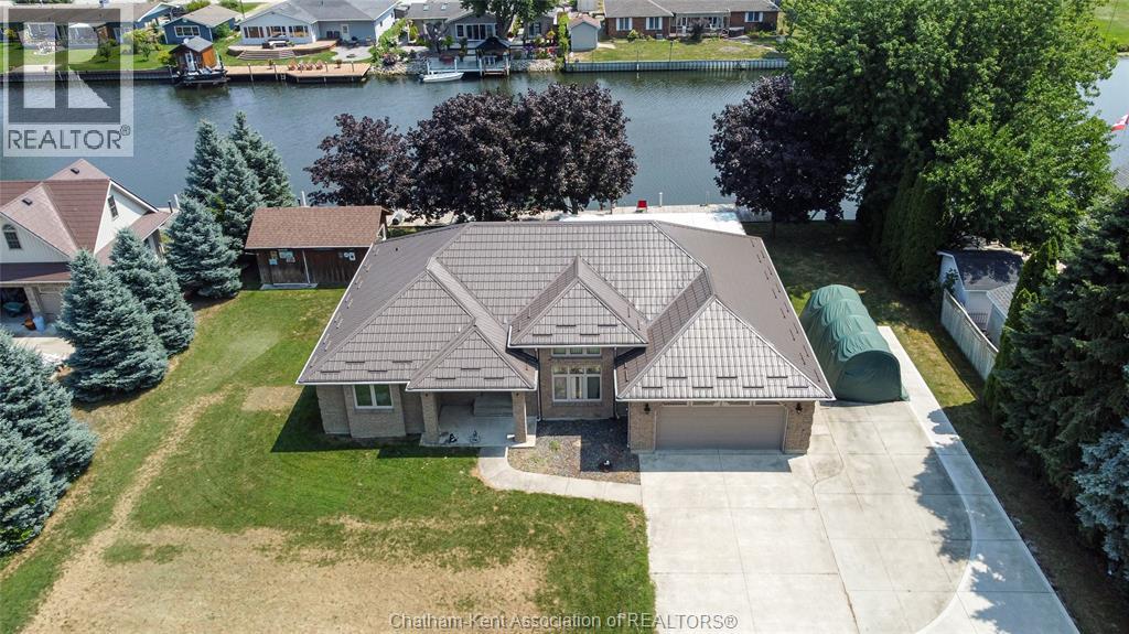 630 Markham Dr, Lakeshore, ON N0P 2L0