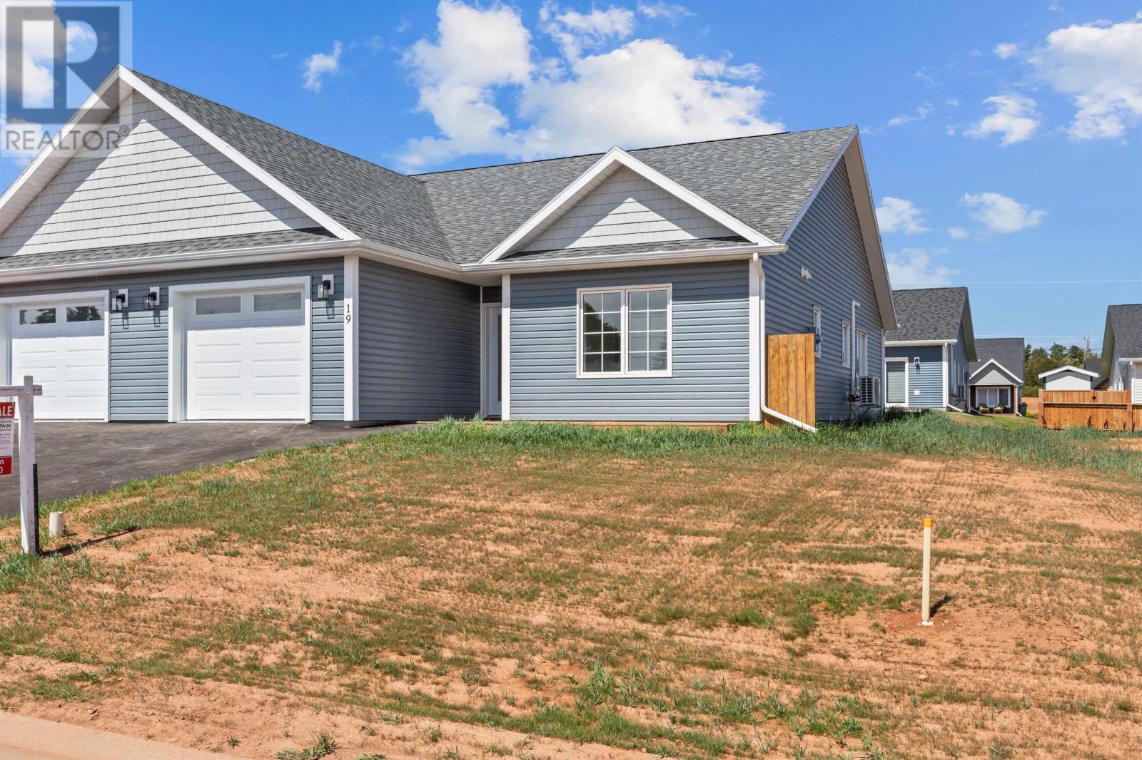 19 Loggie Dr, Summerside, PE C1N 4J3