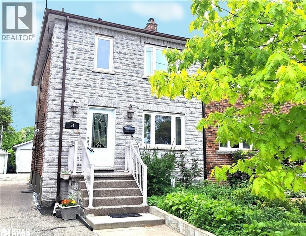 74 Cliff St, Toronto, ON M6N 4M1