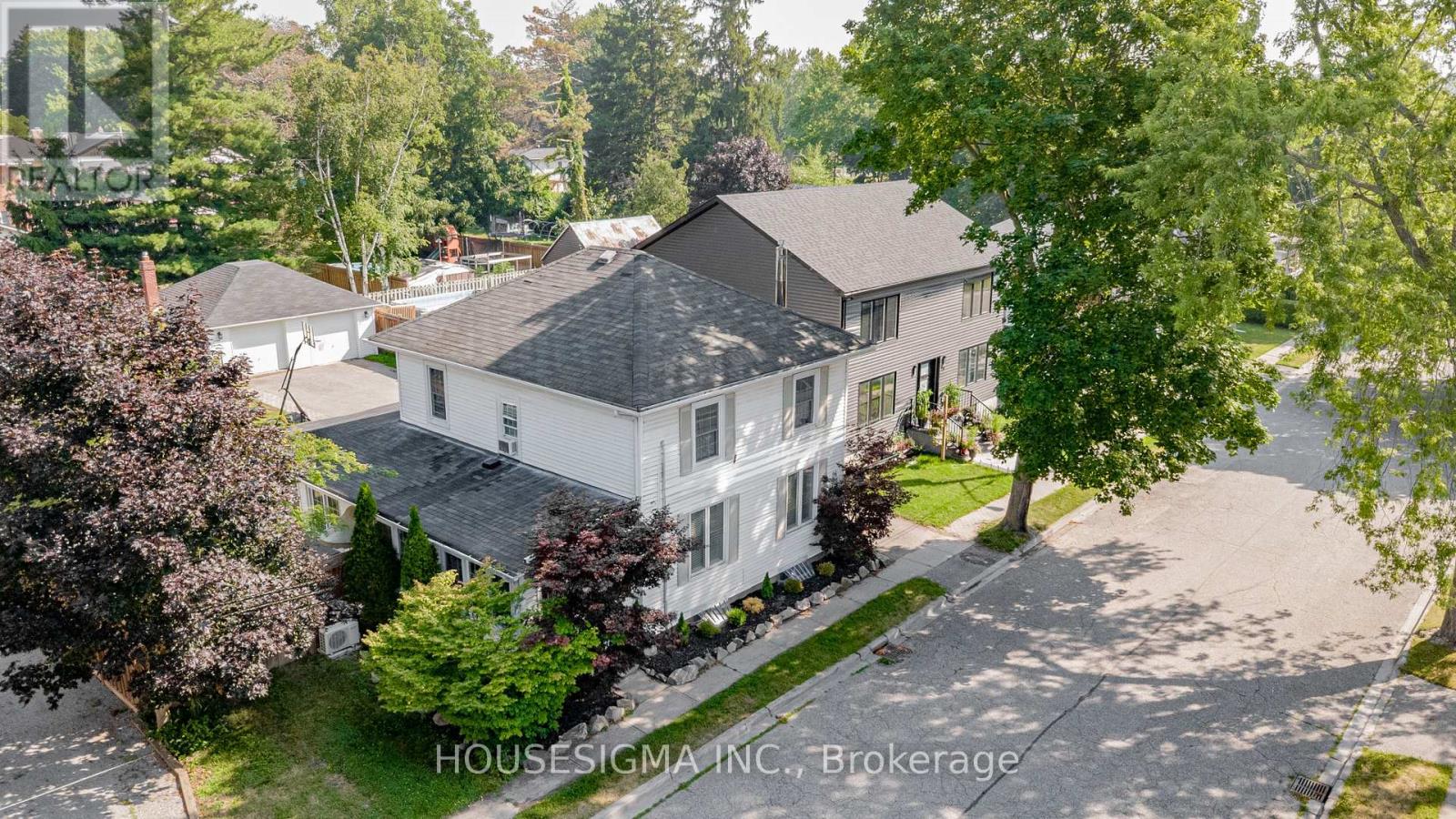 26 Park St, Clarington, ON L1B 1H2