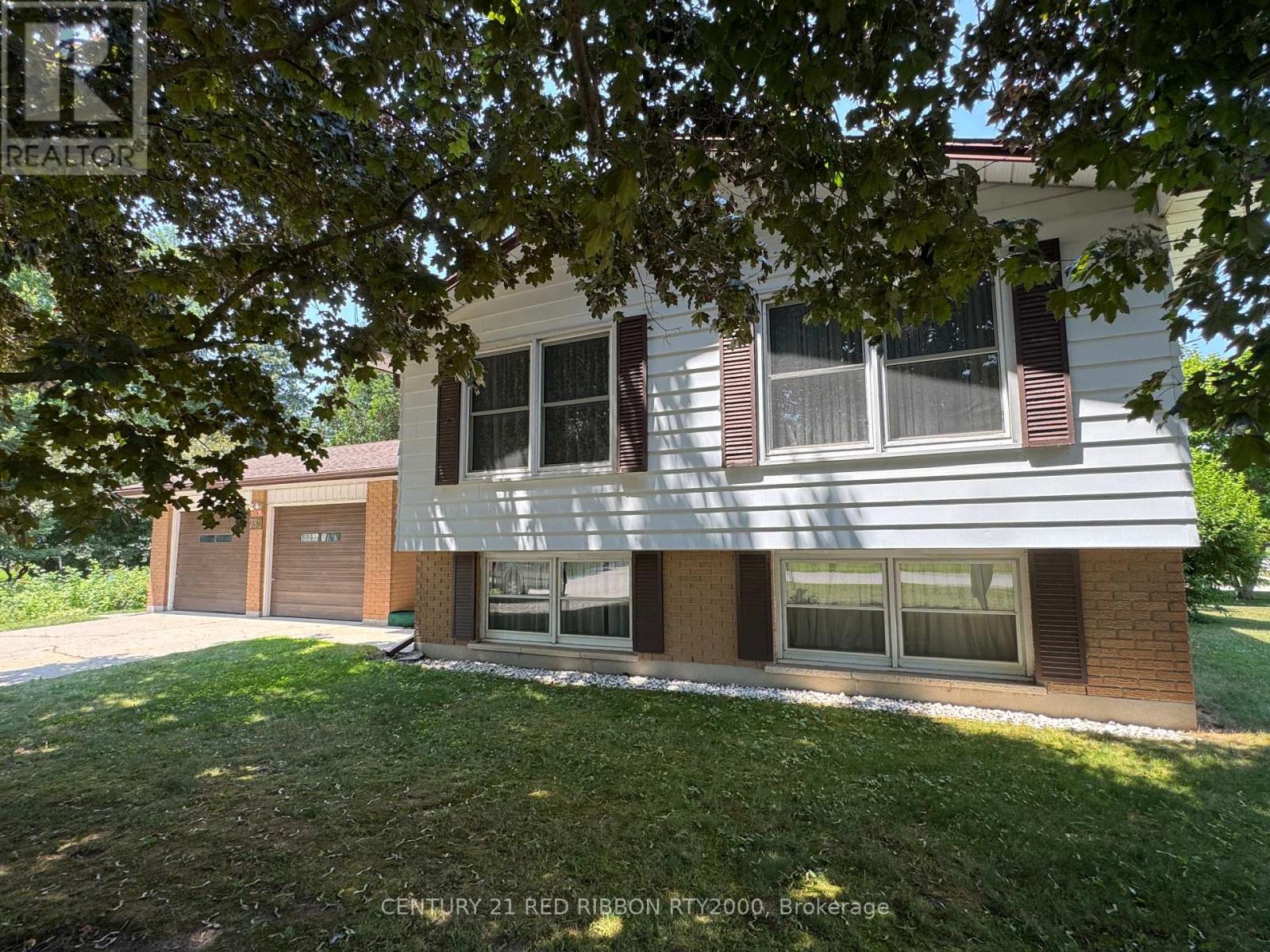 730 Glover Cres, Strathroy-Caradoc, ON N0L 1W0
