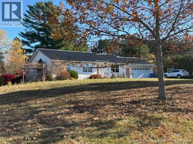 2 Meredith Dr, Sussex Corner, NB E4E 2T7