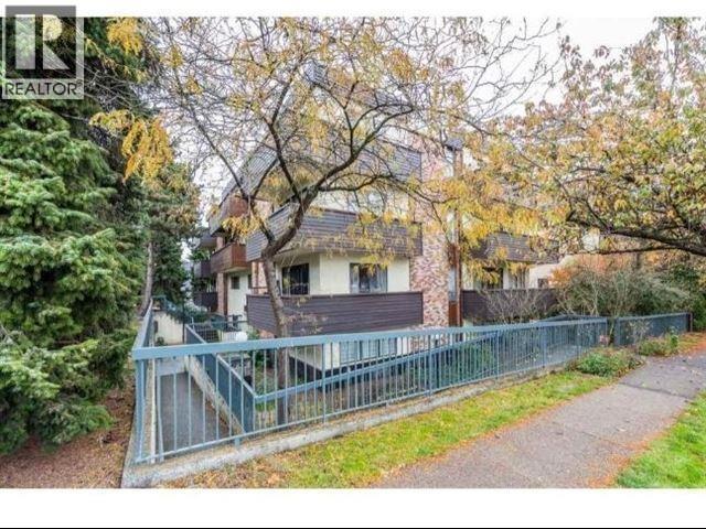 1296 W 70th Avenue Unit 302, Vancouver, BC V6P 2Y5
