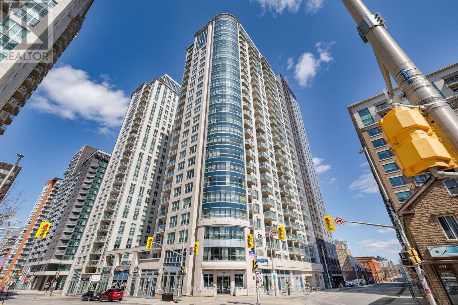 2301 195 Besserer St, Ottawa, ON K1N 0B6