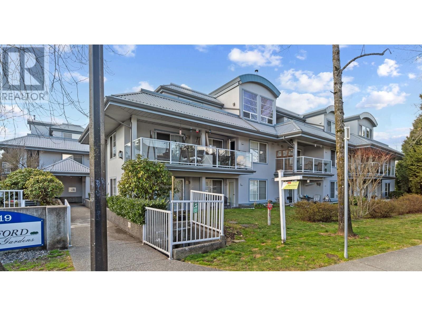 11519 Burnett Street Unit 104, Maple Ridge, BC V2X 6P3