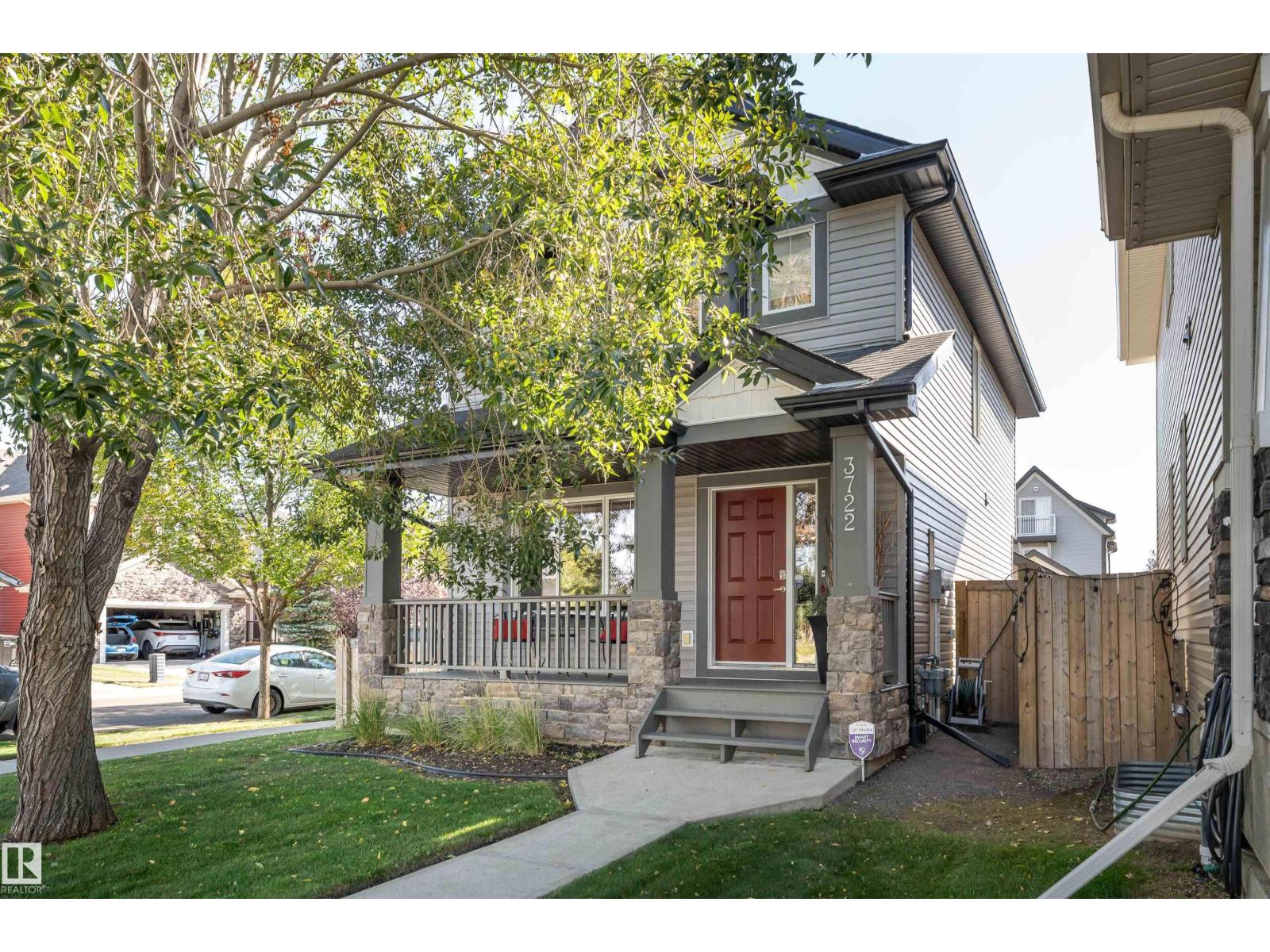 3722 Alexander Cr SW, Edmonton, AB T6W 0W7