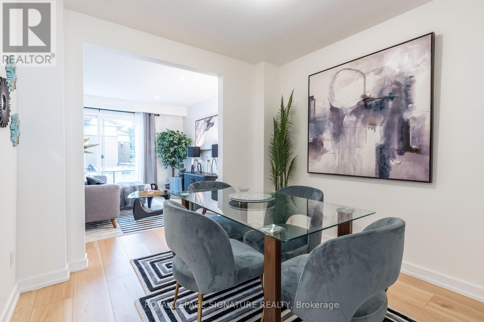 54 Woodman Dr N, Hamilton, ON L8H 2M5