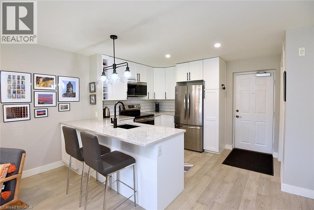 2035 Appleby Line Unit 103, Burlington, ON L7L 7G8