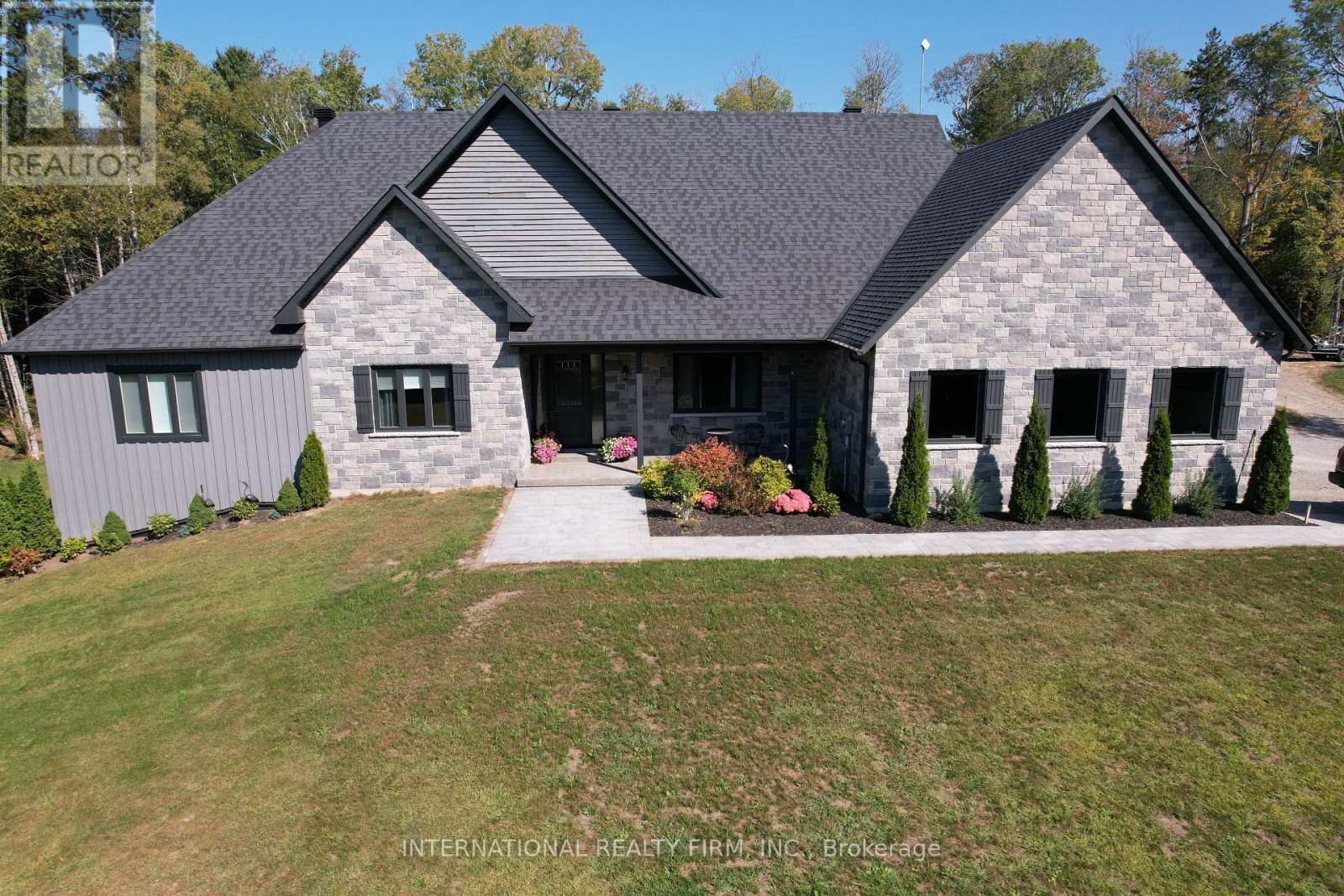 7085 County Rd 65, Port Hope, ON L0A 1B0