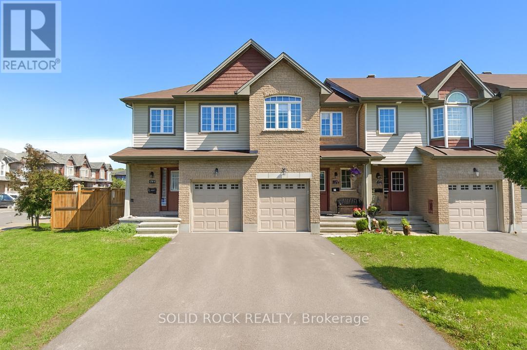 600 Gazebo St, Ottawa, ON K4M 0B5