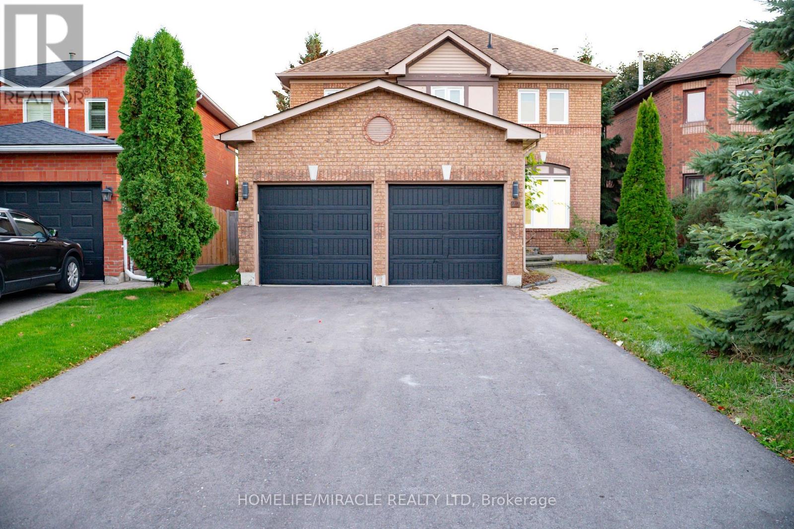 27 Killaloe Cres, Halton Hills, ON L7G 5N2