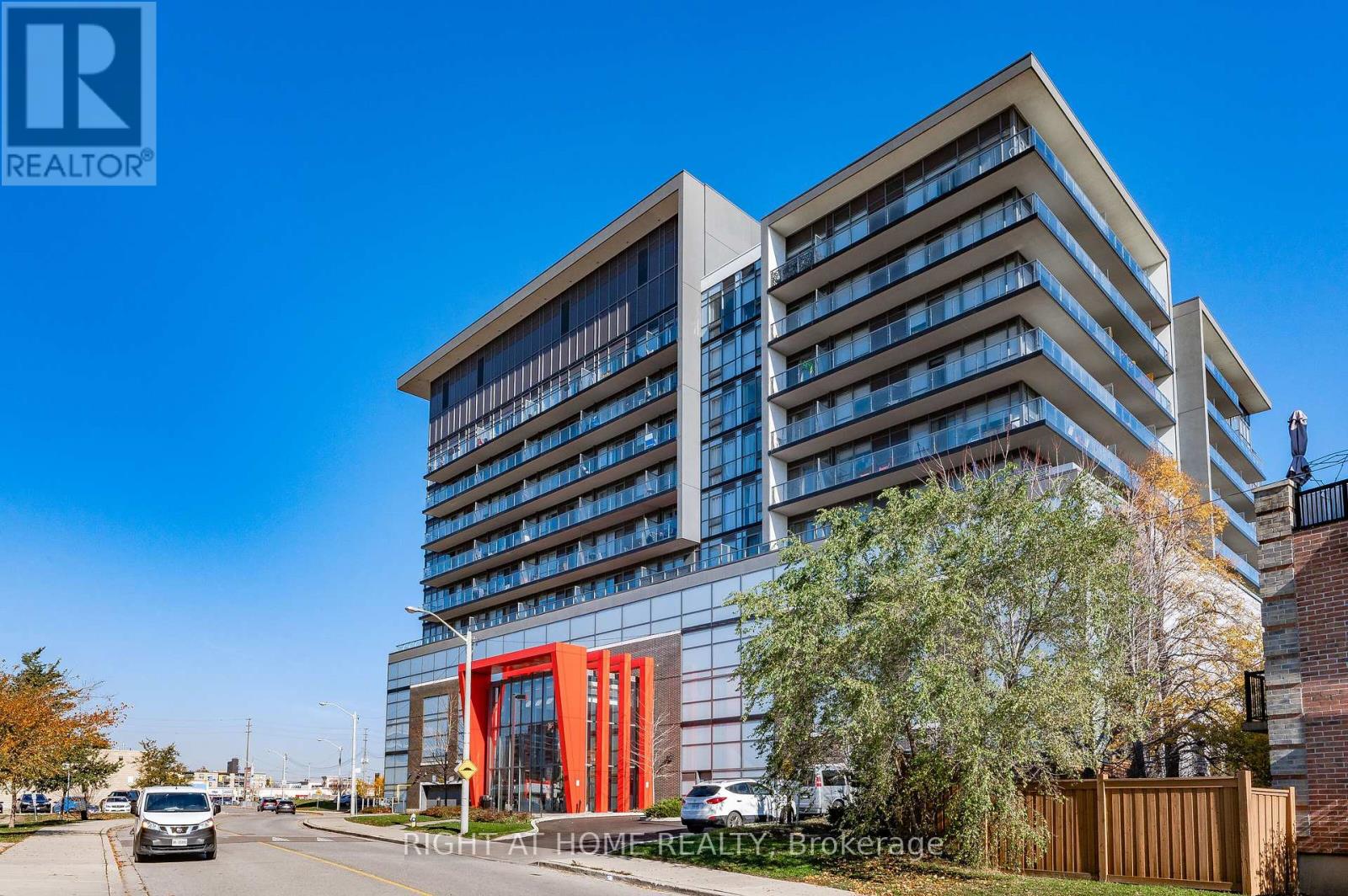 917 15 James Finlay Way, Toronto, ON M3M 0B3